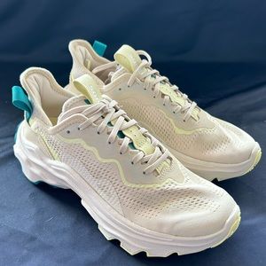 SOREL - Kinetic Sneakers - Yellow - Size 7 - SAMPLE